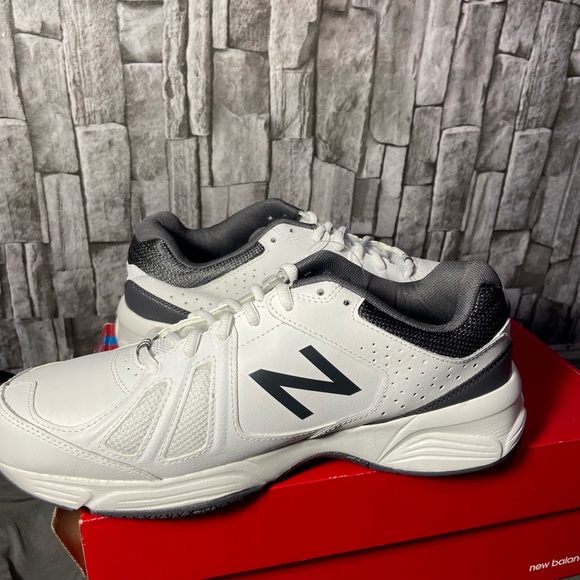 New in box New Balance 519 mens size 10 wide - Picture 3 of 7